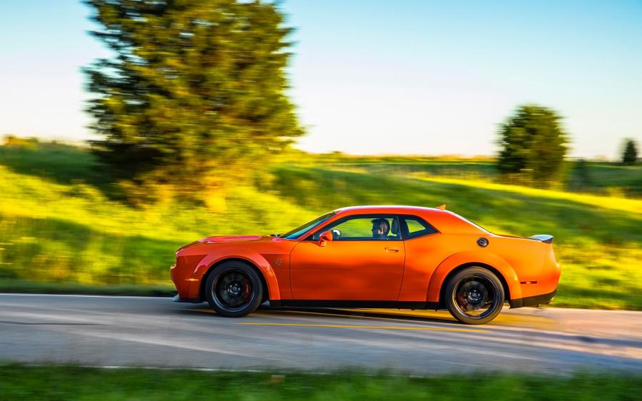 Dodge Challenger SRT Hellcat Widebody 2017 года  (фото 65 из 69)